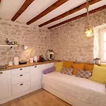 Διαμέρισμα Old Cozy Design